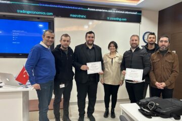 Muhasebe ve Finans Yönetimi  Bölümü Finans Laboratuvarında Foreks Fx Plus Eğitimi