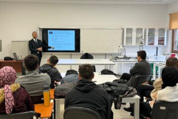 ECE Grup Yönetim Kurulu Başkanı Fatih ECE İnşaat Mühendisliğine Giriş Dersinde